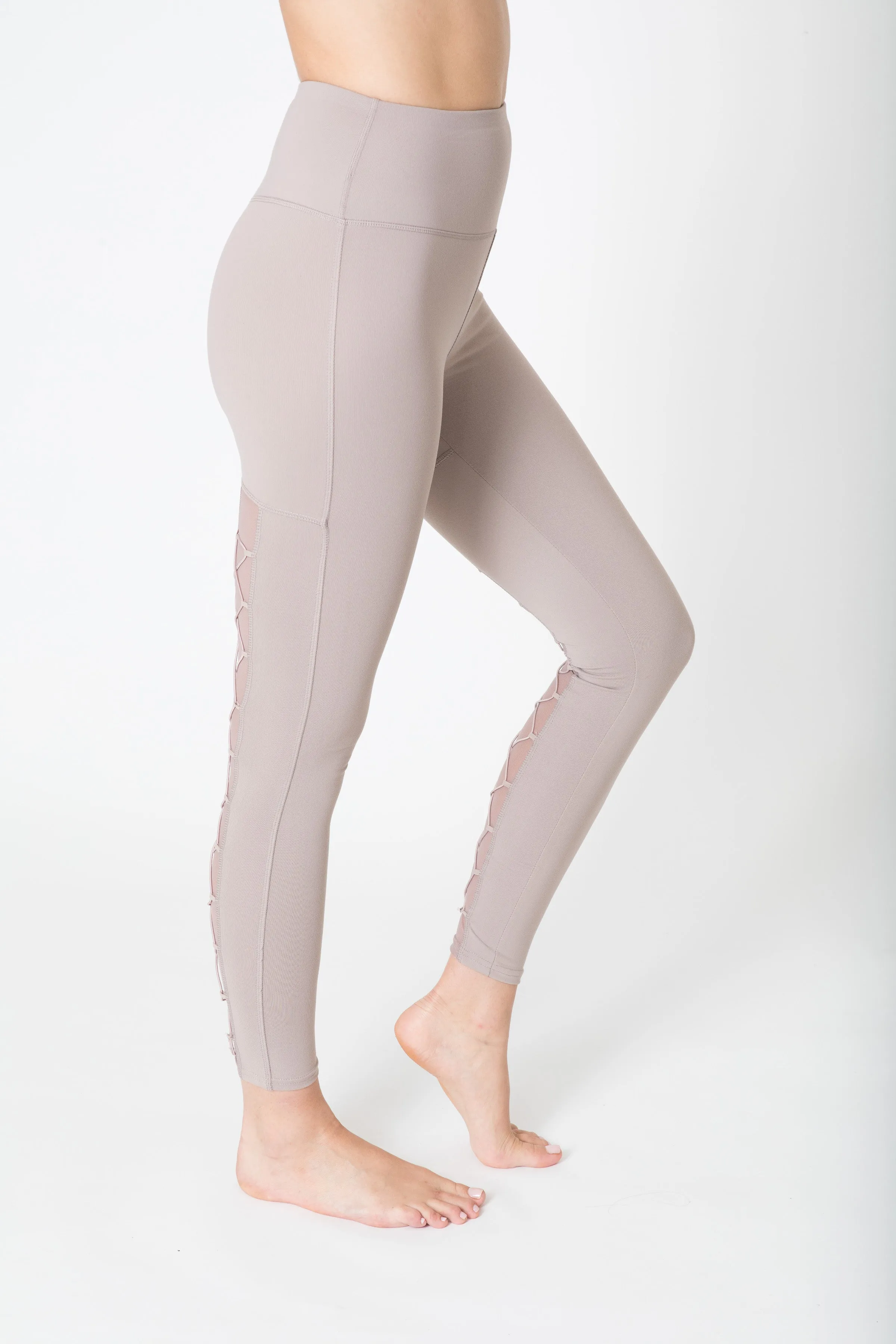 HEART CHAKRA LEGGING MOCHA