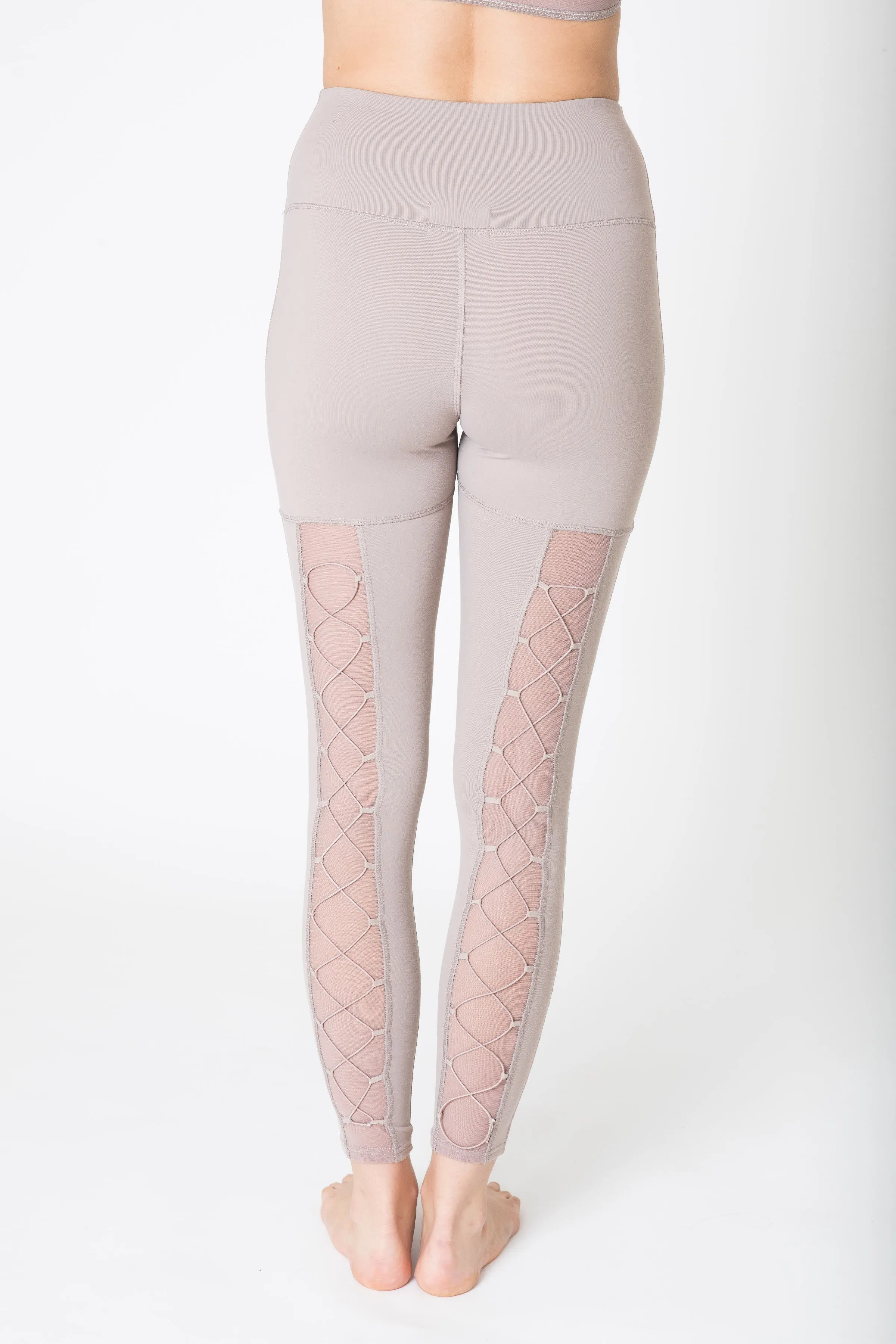 HEART CHAKRA LEGGING MOCHA